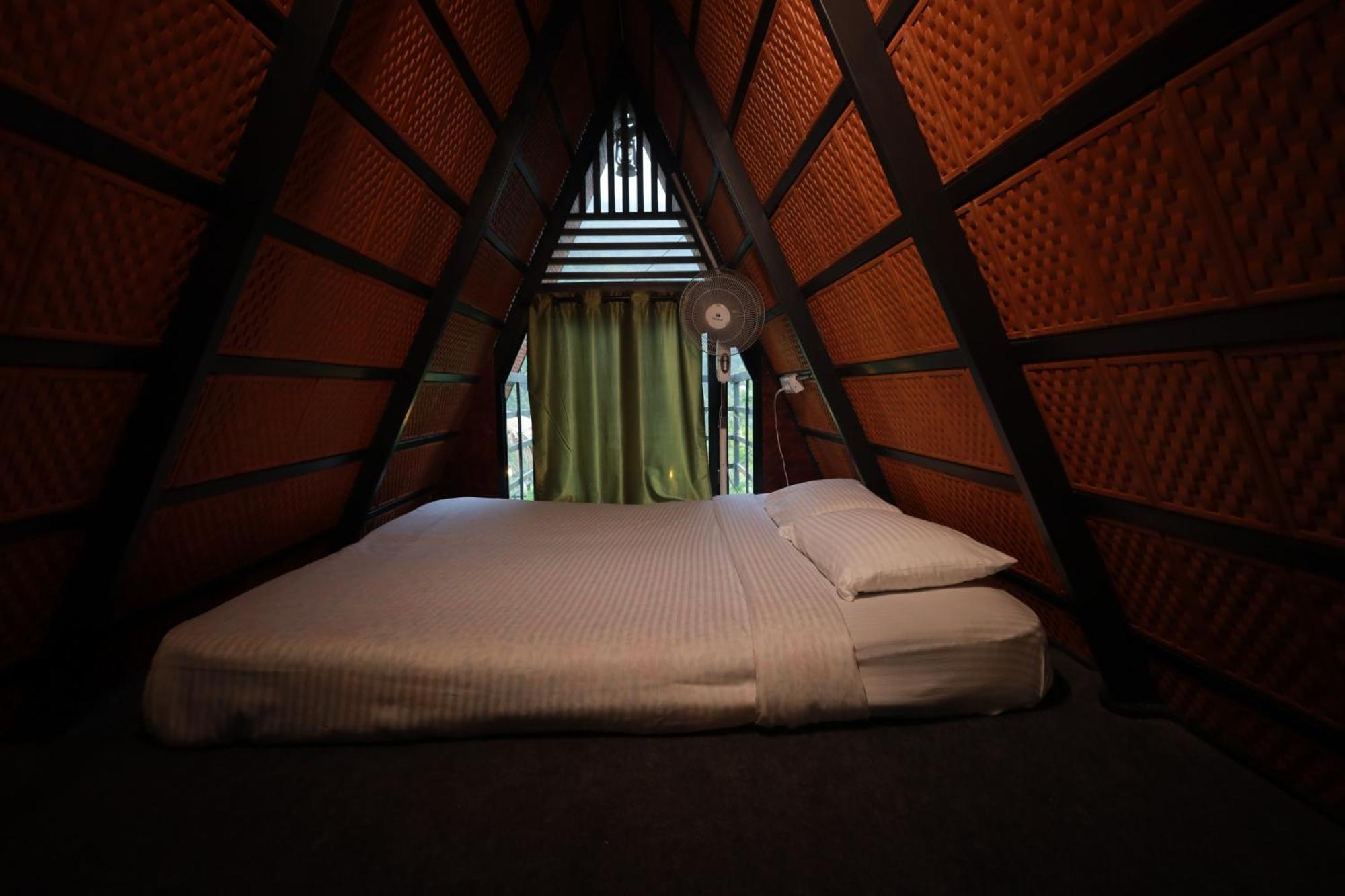 Holistic Stay Eco-Resort & Ayurvedic Retreat Paithalmala Bagian luar foto